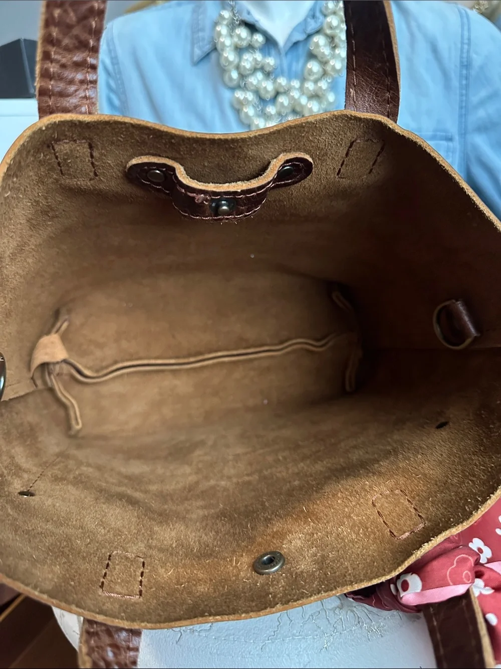 PLG mini crossbody tote Tamarindo or English tan - Picture 9 of 12